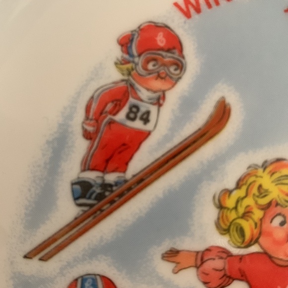 2 Campbell Soup Bowl Winter Olympics - Picture 12 of 13